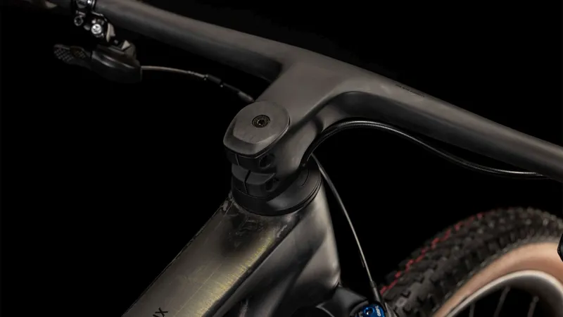 Cube Phenix C:68X SLT Mountain Bike In Black-2